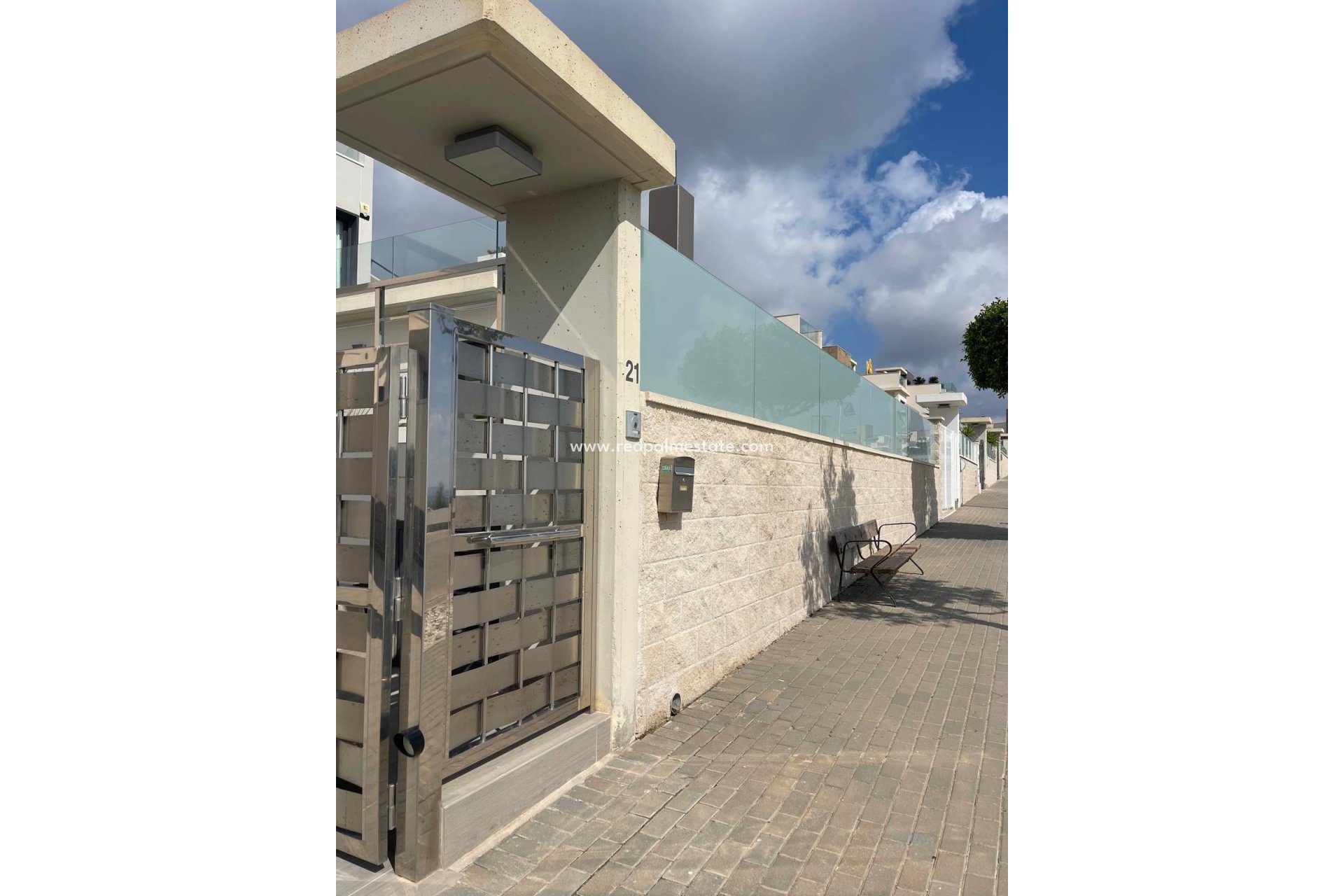 Videresalg - Villa -
San Miguel de Salinas - Inland