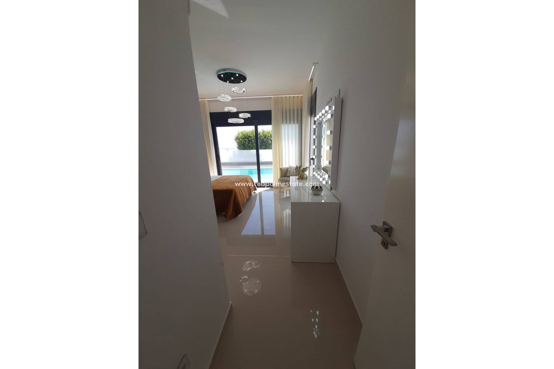 Videresalg - Villa -
San Miguel de Salinas - Inland