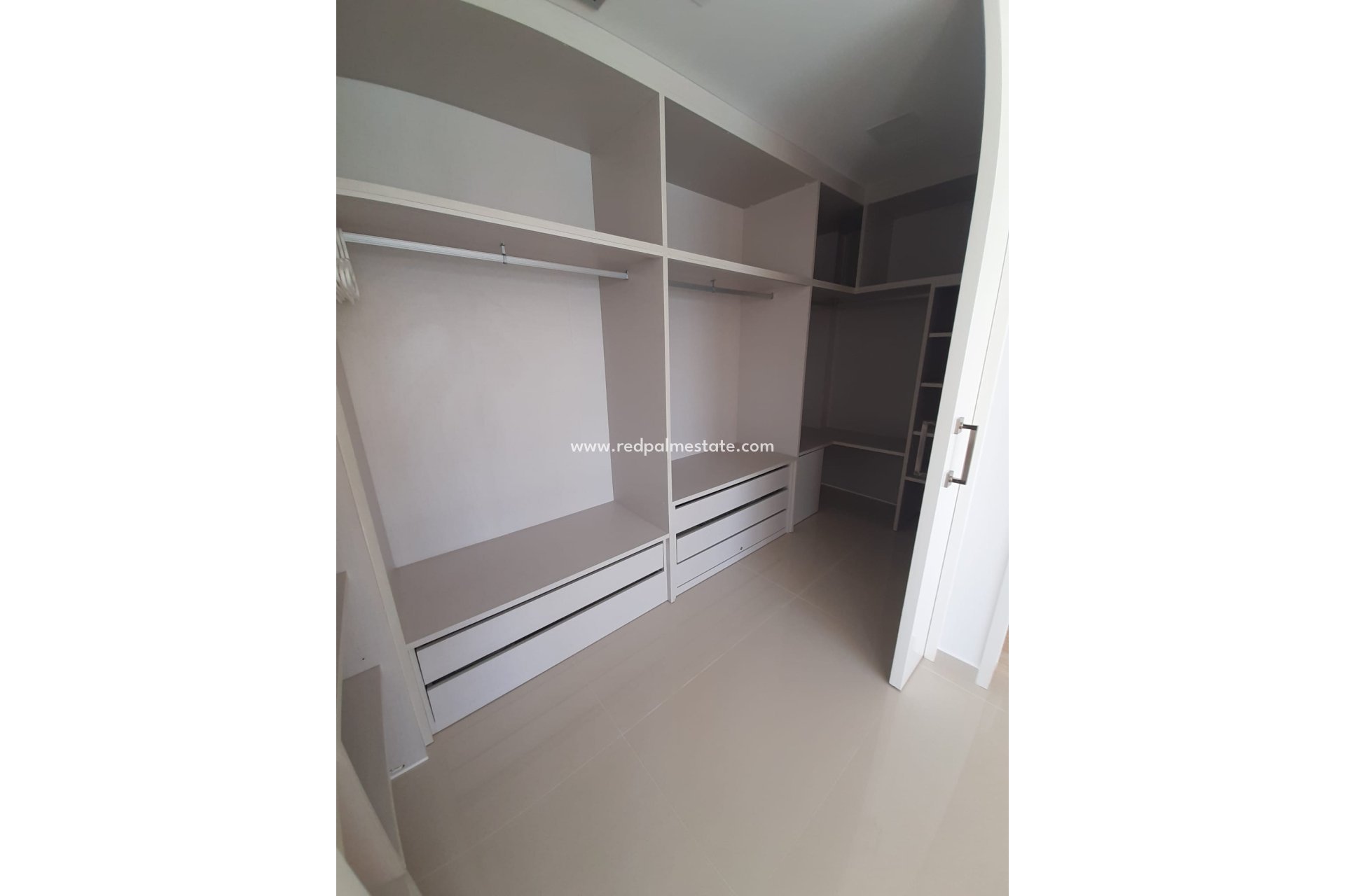 Videresalg - Villa -
San Miguel de Salinas - Inland