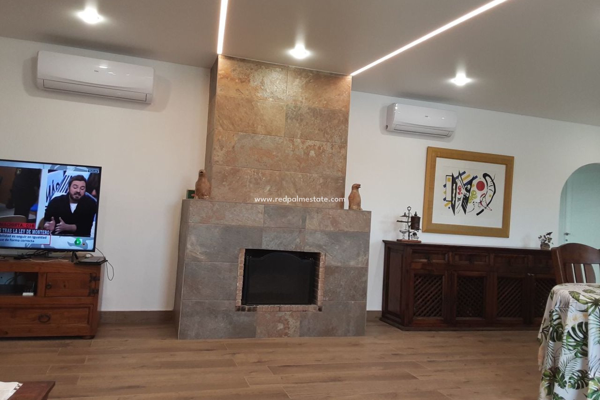 Videresalg - Villa -
San Miguel de Salinas - Inland