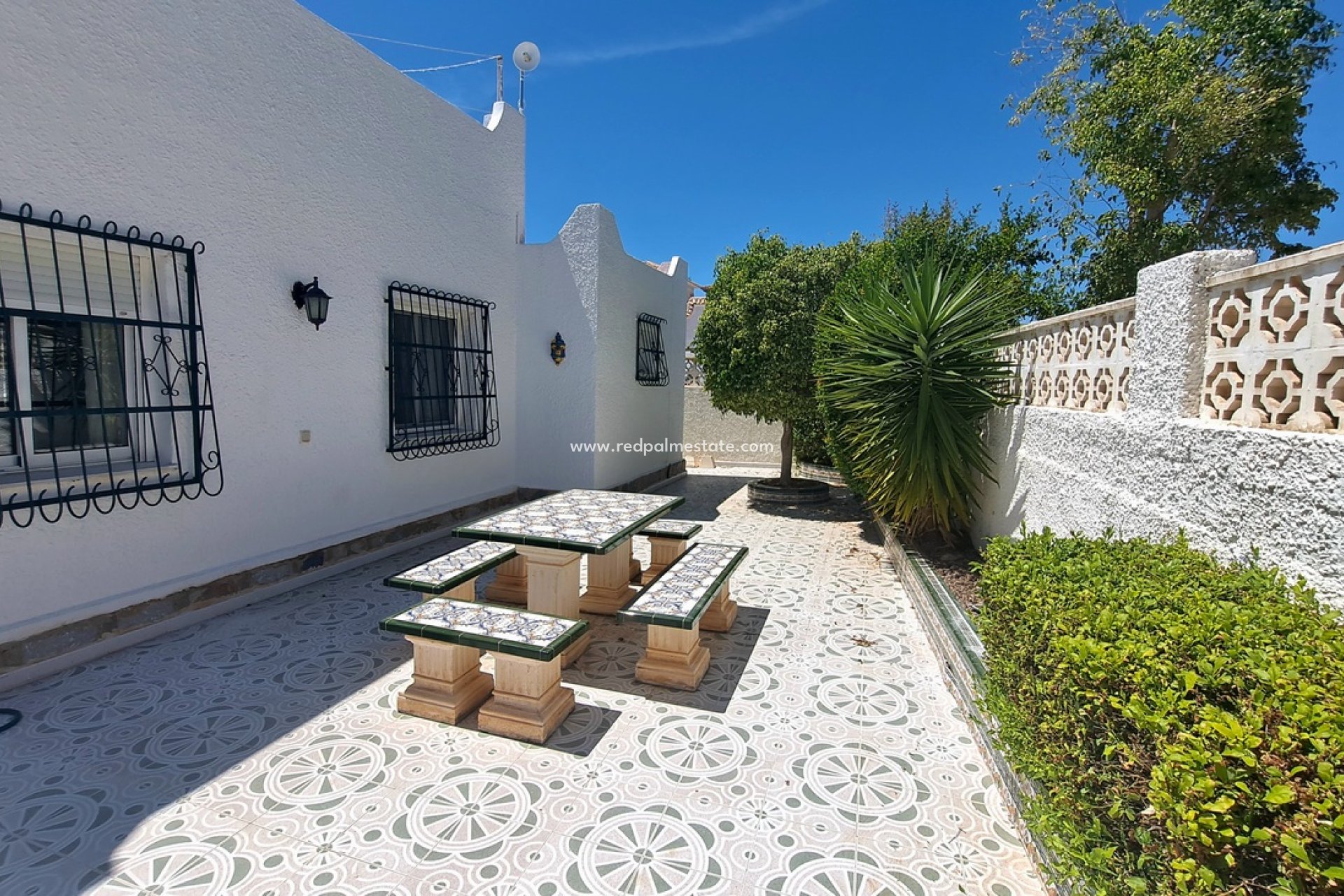 Videresalg - Villa -
San Miguel de Salinas - Inland