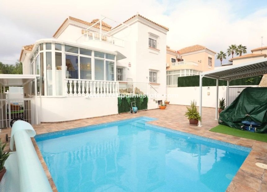 Videresalg - Villa -
San Miguel de Salinas - Las filipinas