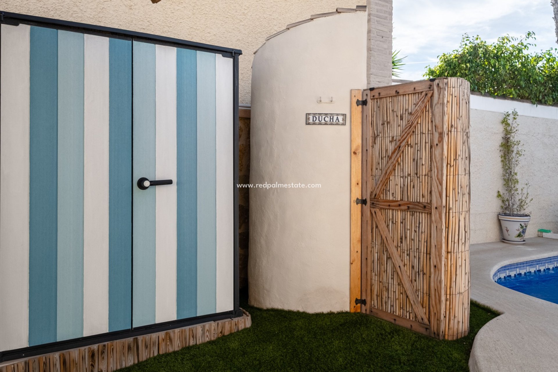 Videresalg - Villa -
Santa Pola