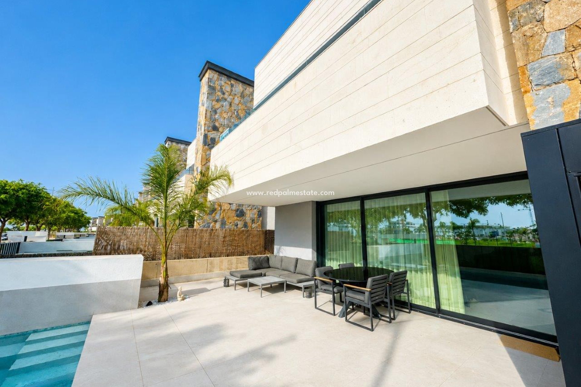 Videresalg - Villa -
Santa Rosalia Resort - Inland