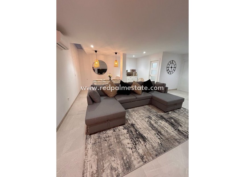 Videresalg - Villa -
Santa Rosalia Resort - Inland