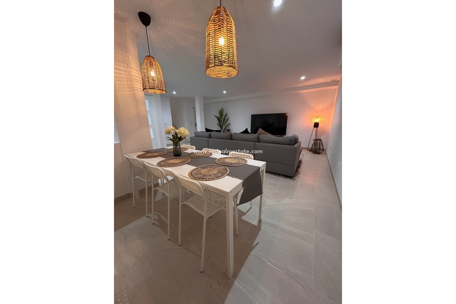 Videresalg - Villa -
Santa Rosalia Resort - Inland