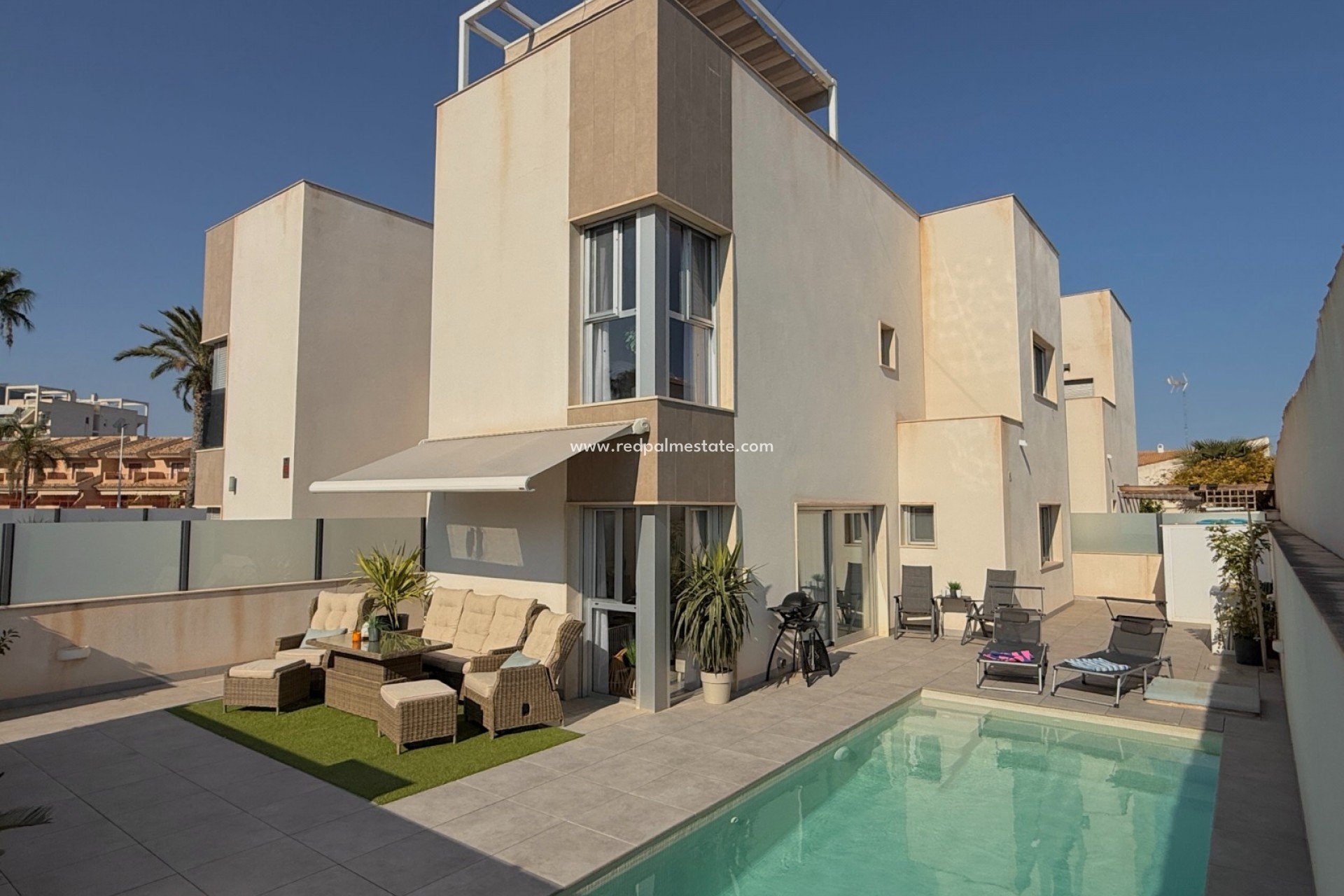 Videresalg - Villa -
Santiago de la Ribera - Zona de la playa