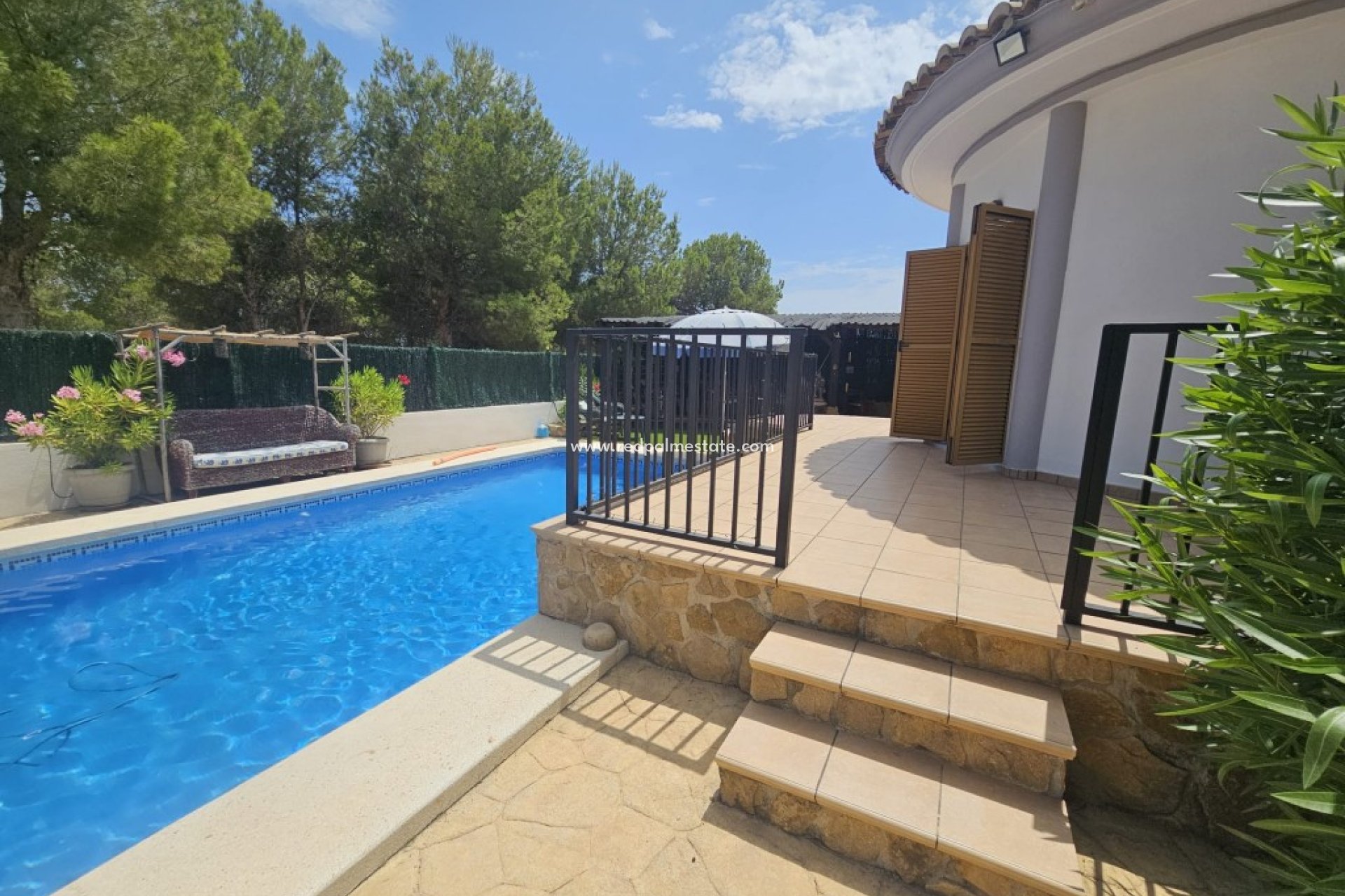 Videresalg - Villa -
Sierra Cortina - Inland