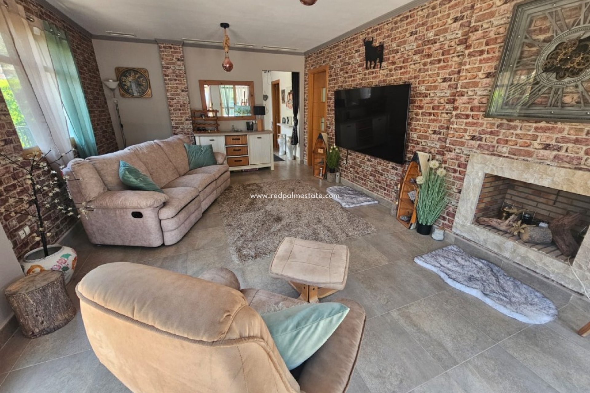 Videresalg - Villa -
Sierra Cortina - Inland