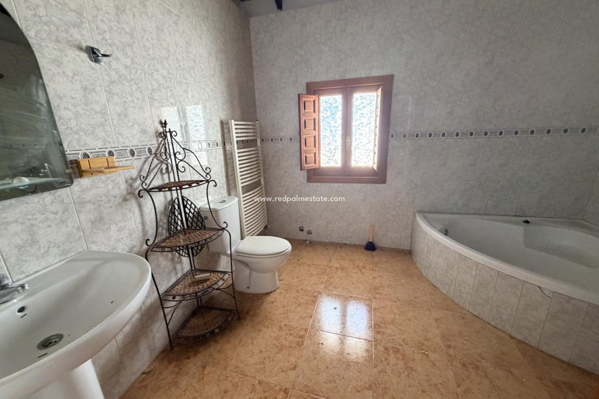 Videresalg - Villa -
Torremendo