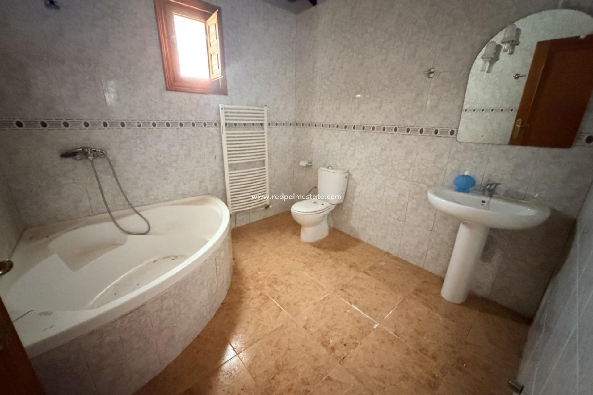 Videresalg - Villa -
Torremendo