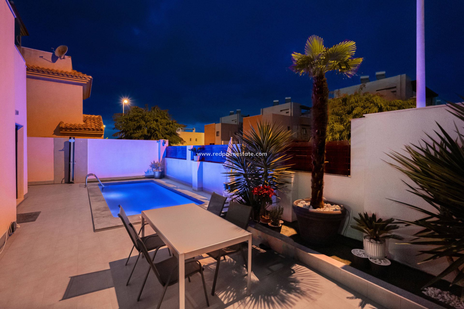 Videresalg - Villa -
Torrevieja - Aguas Nueva