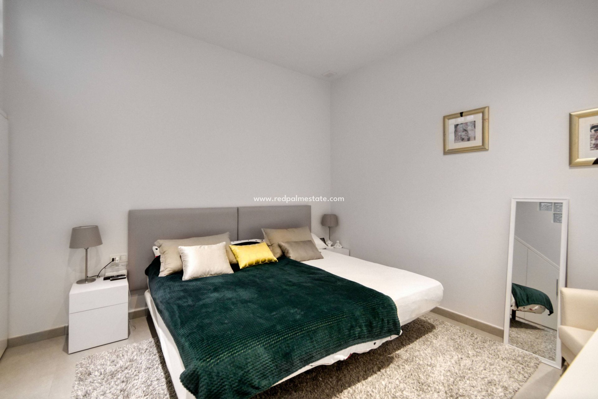 Videresalg - Villa -
Torrevieja - Aguas Nueva