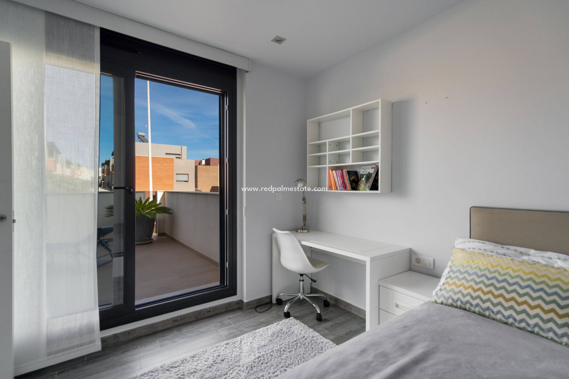 Videresalg - Villa -
Torrevieja - Aguas Nueva