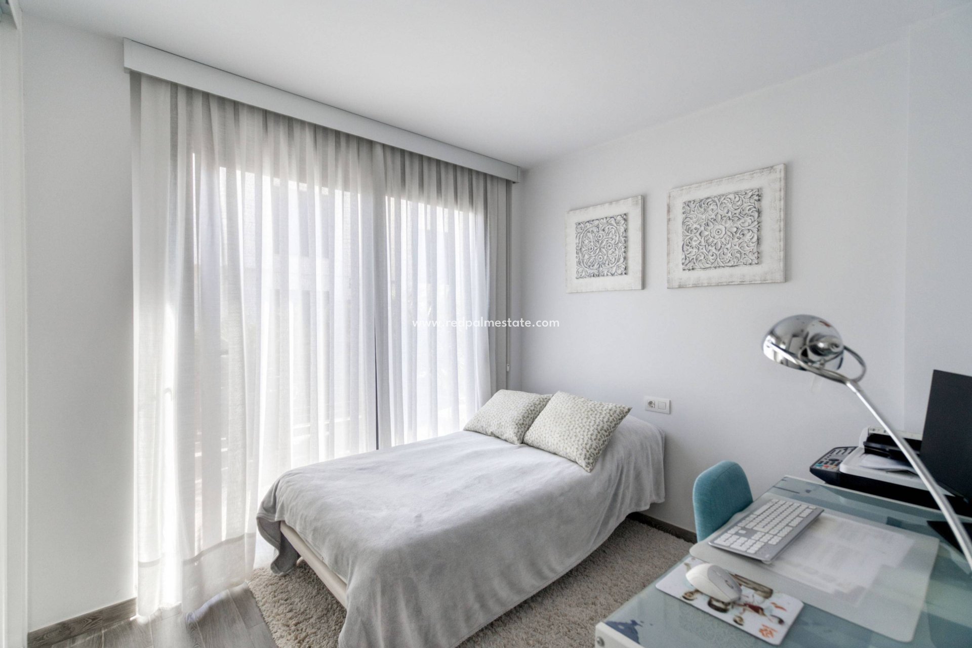 Videresalg - Villa -
Torrevieja - Aguas Nueva