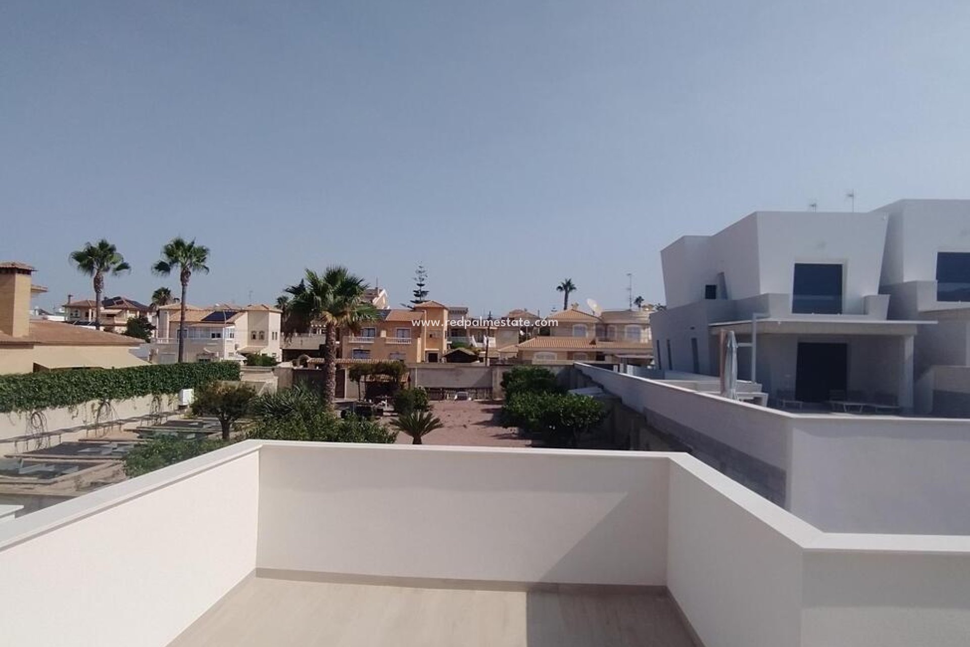 Videresalg - Villa -
Torrevieja - Aguas Nueva