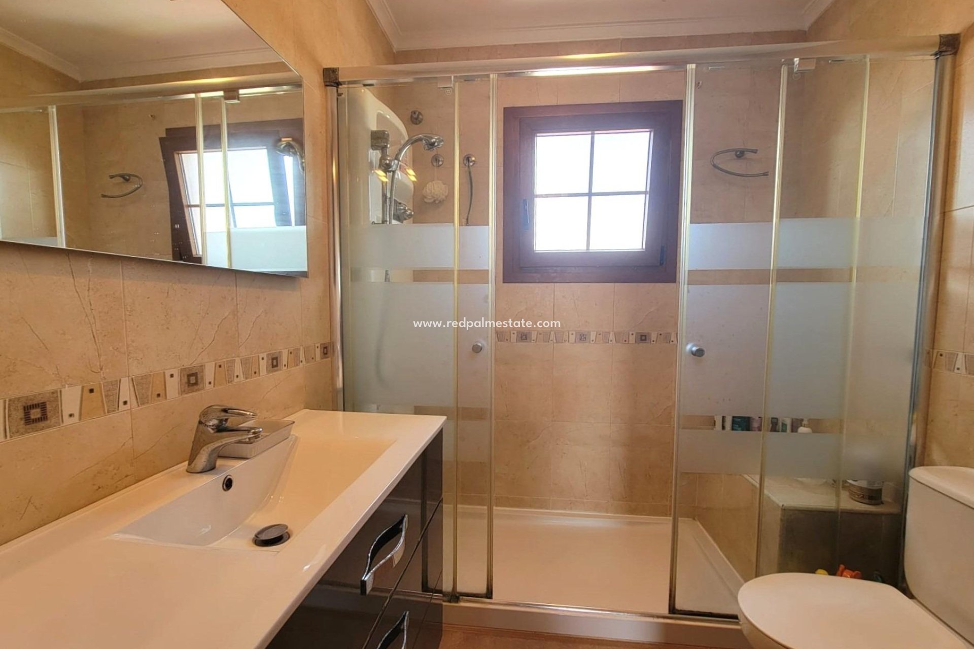 Videresalg - Villa -
Torrevieja - Aguas Nueva