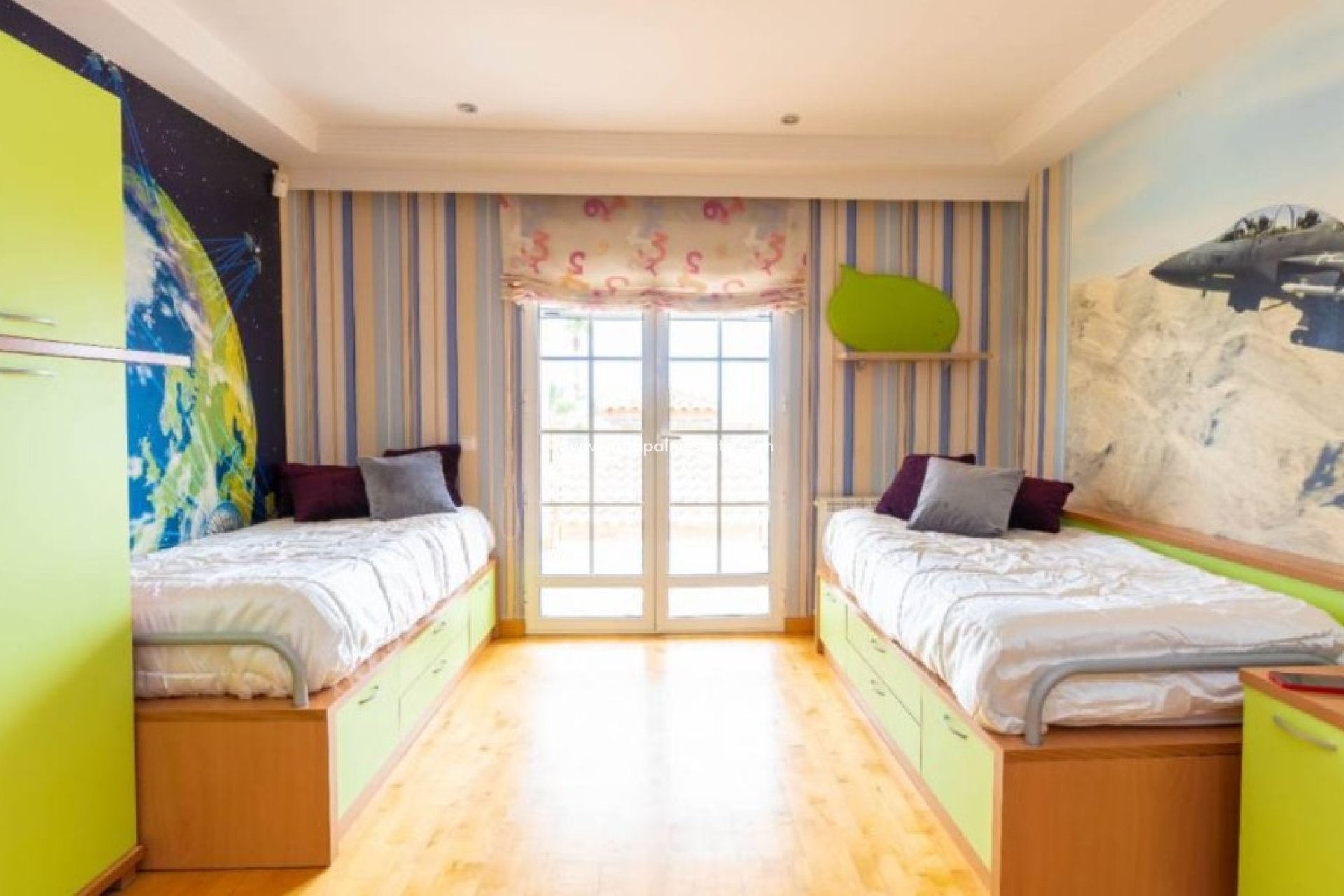 Videresalg - Villa -
Torrevieja - Aguas Nueva