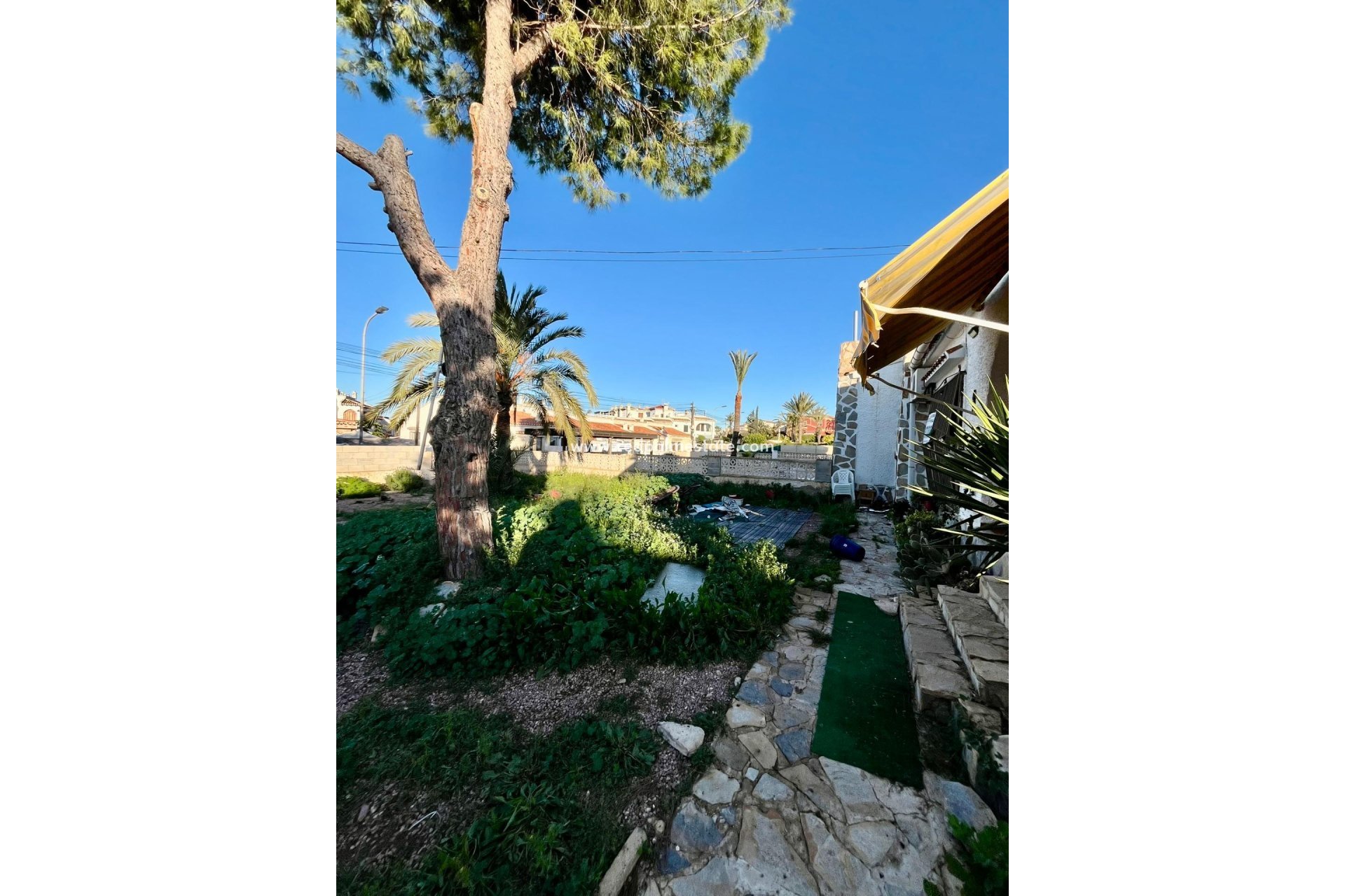 Videresalg - Villa -
Torrevieja - Aguas Nueva