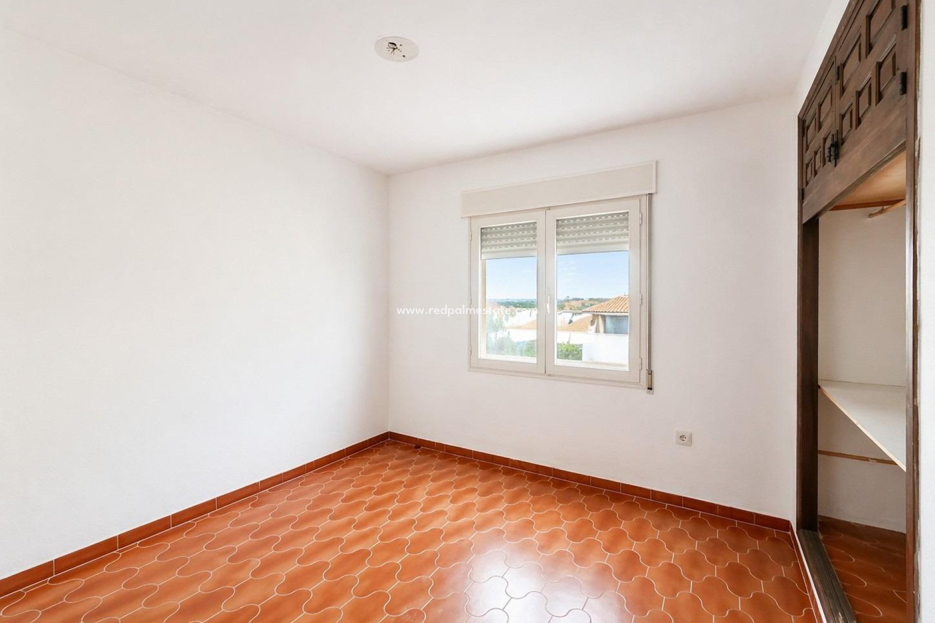 Videresalg - Villa -
Torrevieja - Aguas Nueva