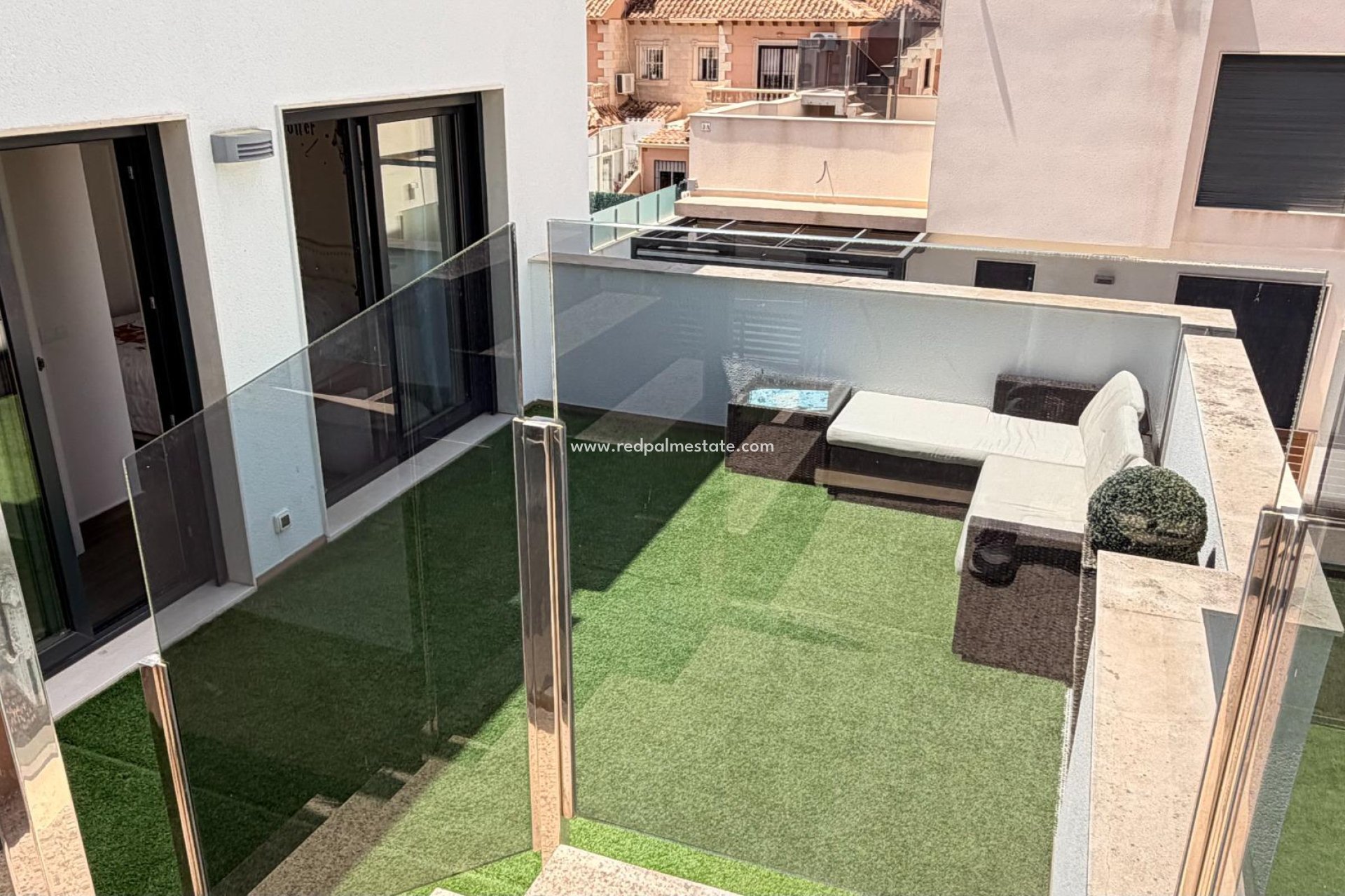 Videresalg - Villa -
Torrevieja - Aguas Nuevas