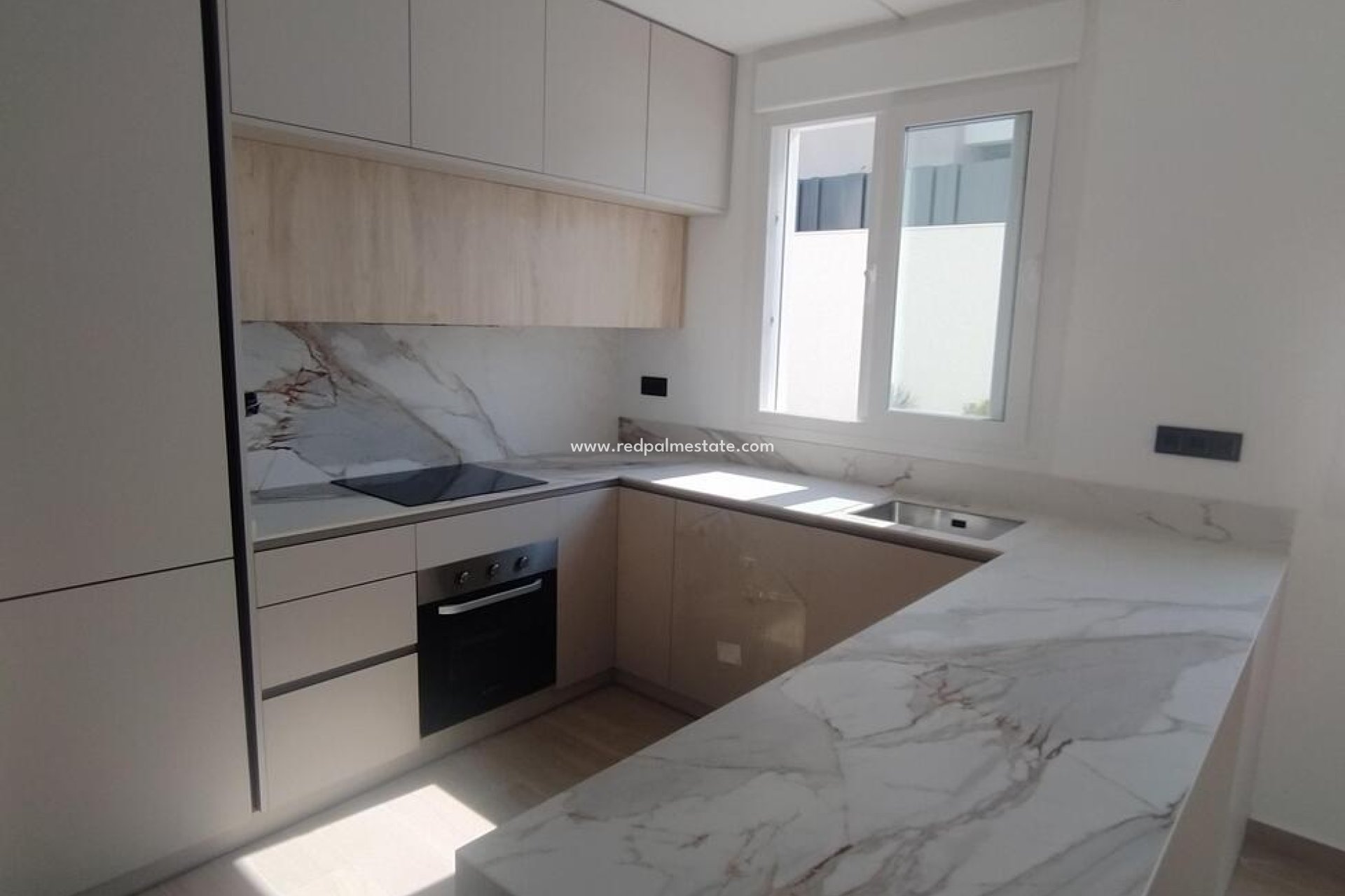 Videresalg - Villa -
Torrevieja - Aguas Nuevas