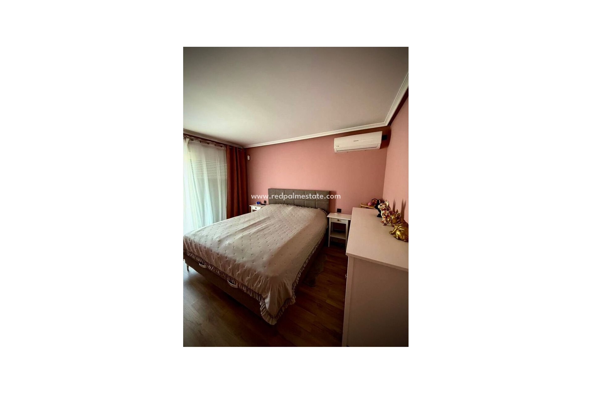 Videresalg - Villa -
Torrevieja - Barrio Los Balcones - Los Altos del Edén