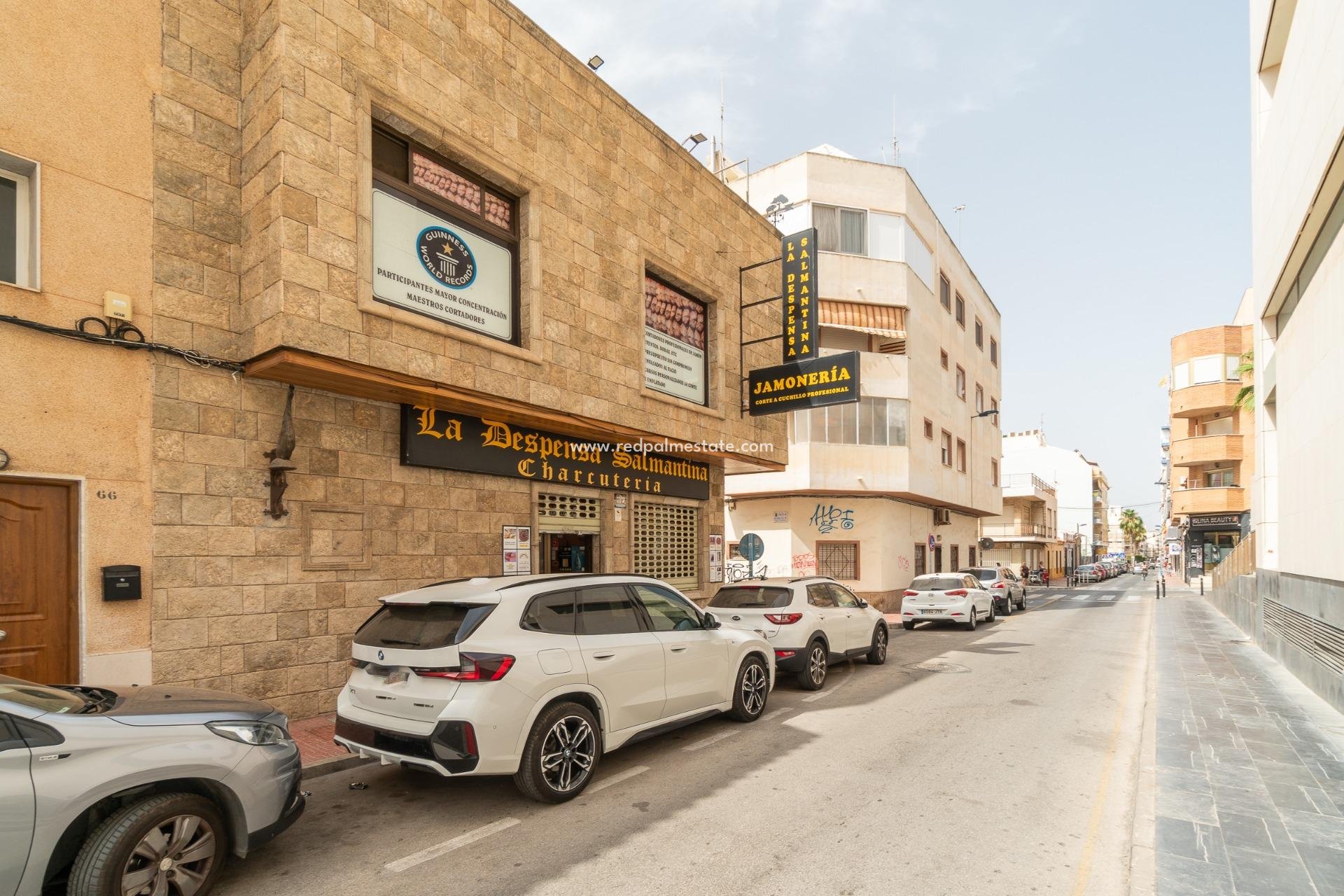 Videresalg - Villa -
Torrevieja - Centro Torrevieja