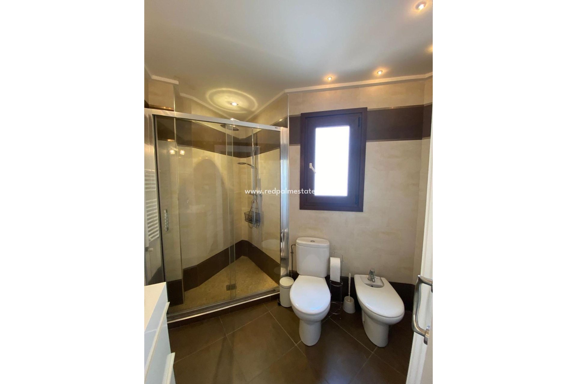 Videresalg - Villa -
Torrevieja - Centro Torrevieja