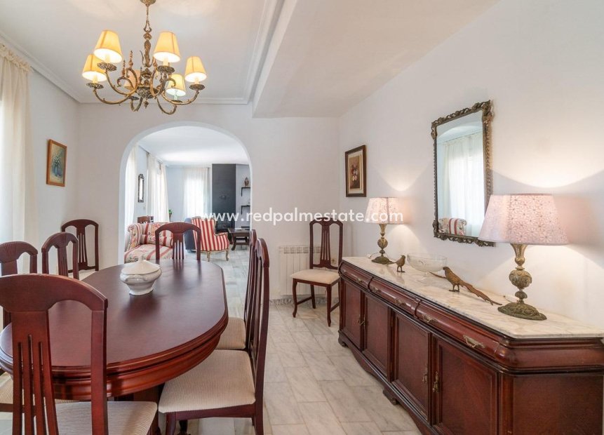 Videresalg - Villa -
Torrevieja - Costa blanca sur