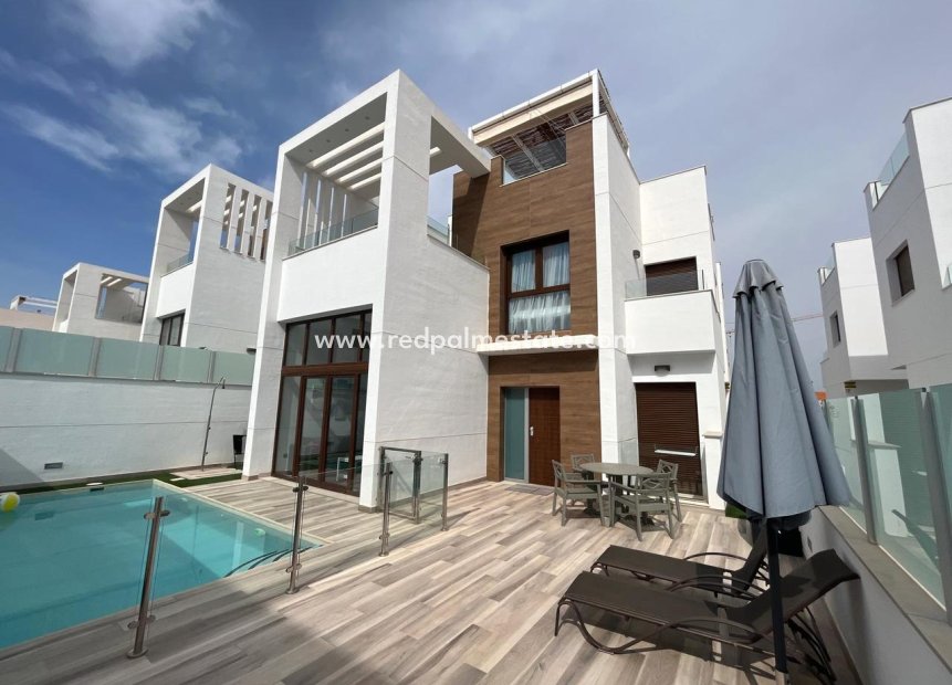 Videresalg - Villa -
Torrevieja - Costa Blanca