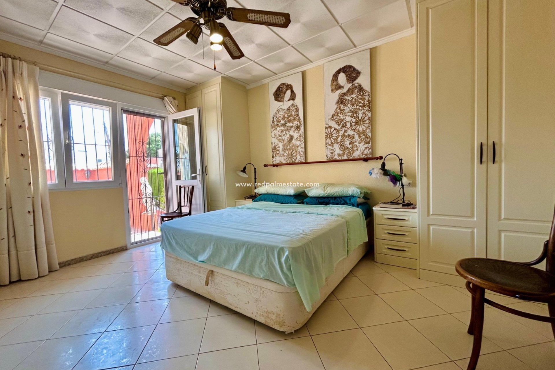 Videresalg - Villa -
Torrevieja - Inland