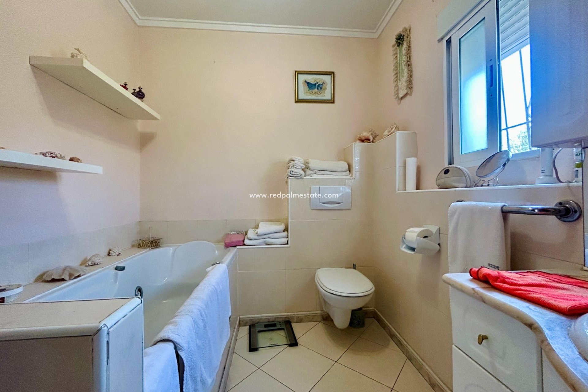 Videresalg - Villa -
Torrevieja - Inland