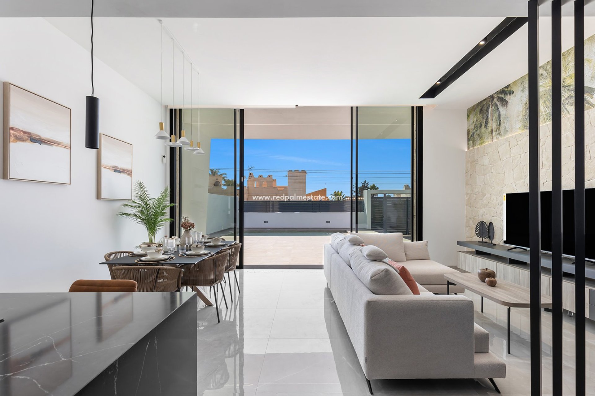 Videresalg - Villa -
Torrevieja - Inland