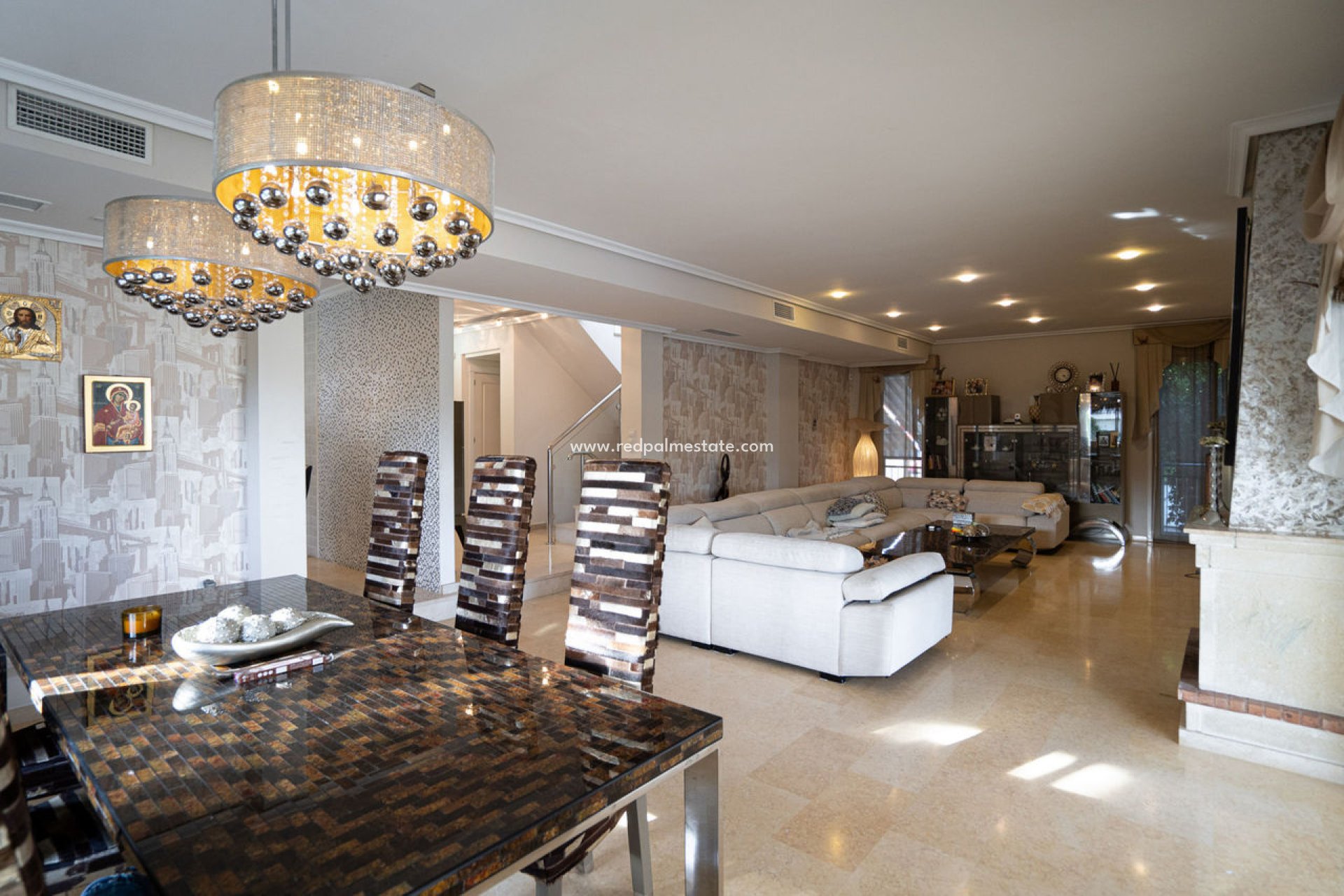 Videresalg - Villa -
Torrevieja - La Mata