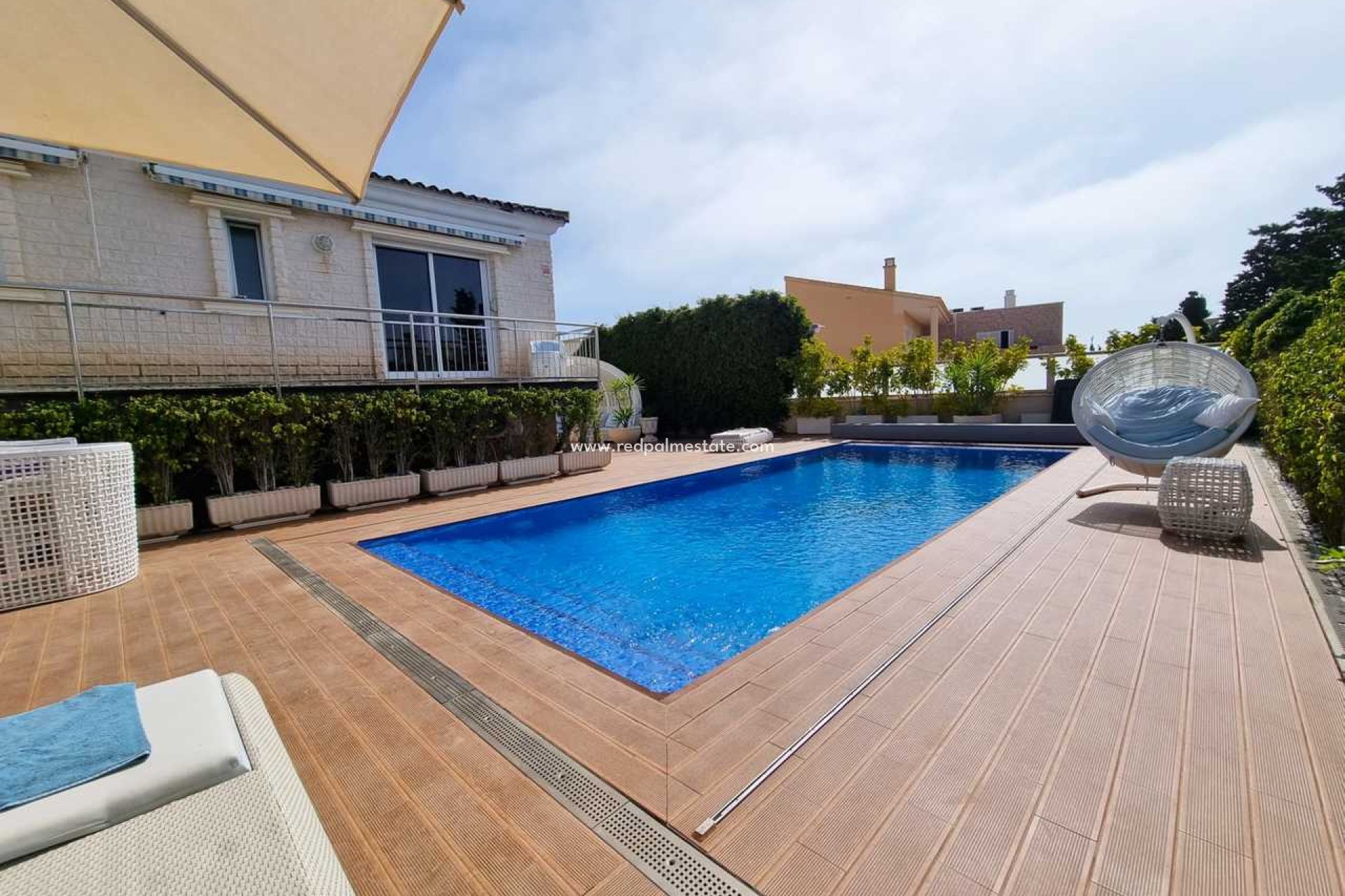 Videresalg - Villa -
Torrevieja - La Mata