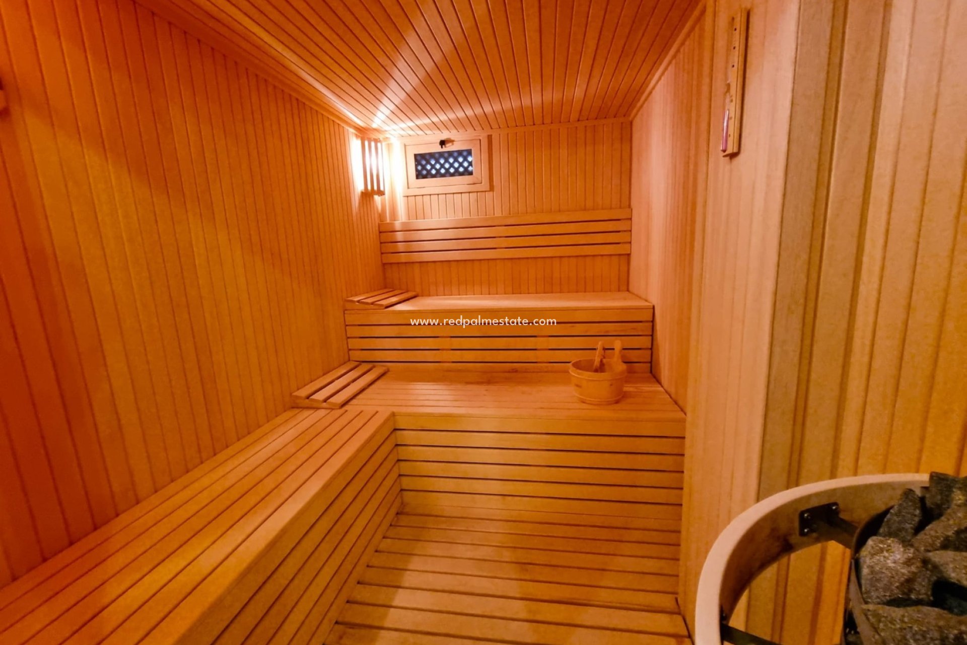 Videresalg - Villa -
Torrevieja - La Mata