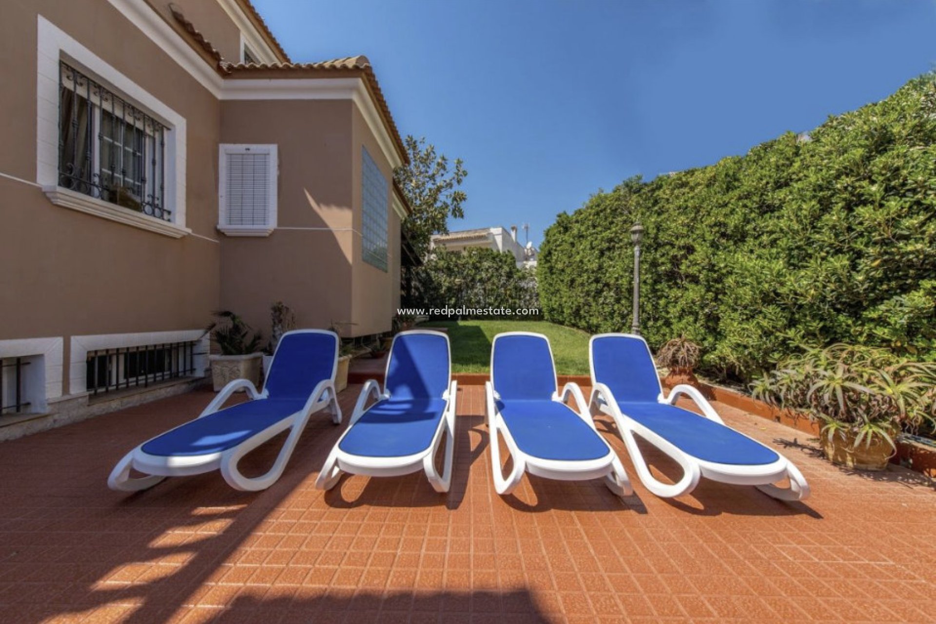 Videresalg - Villa -
Torrevieja - La Mata