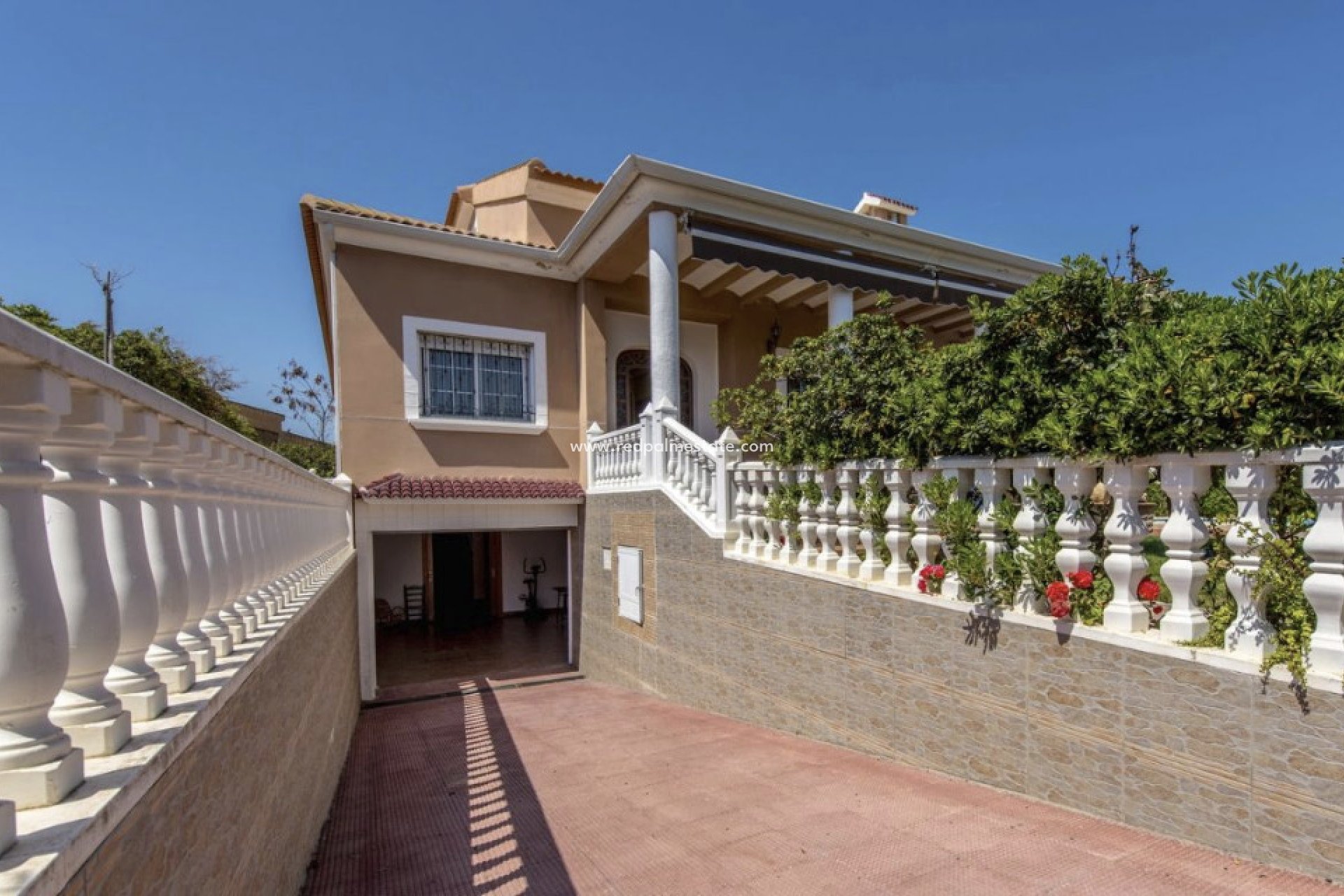 Videresalg - Villa -
Torrevieja - La Mata