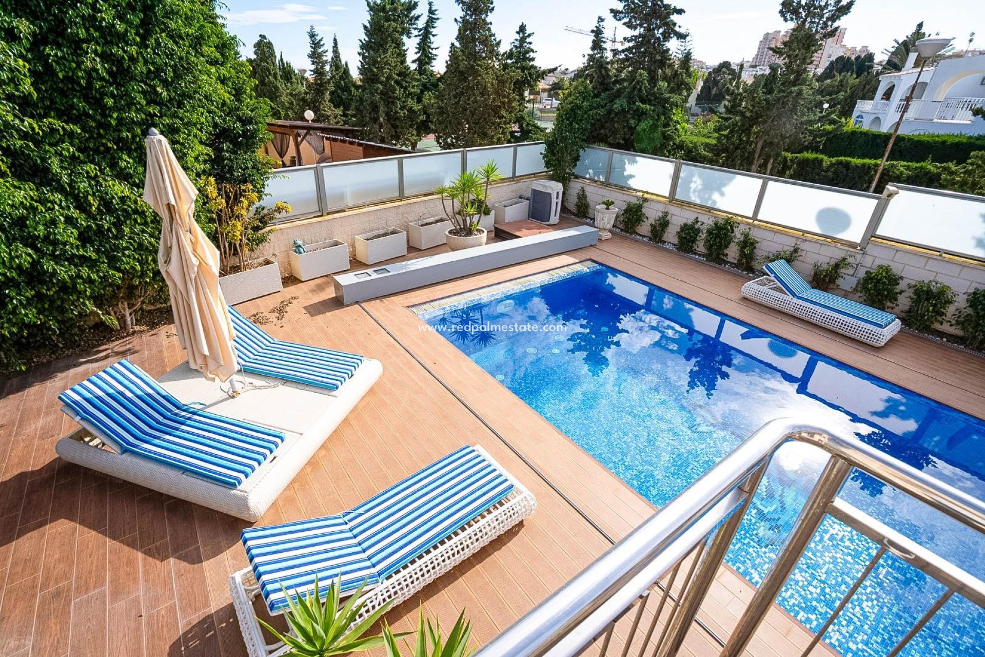 Videresalg - Villa -
Torrevieja - La Mata