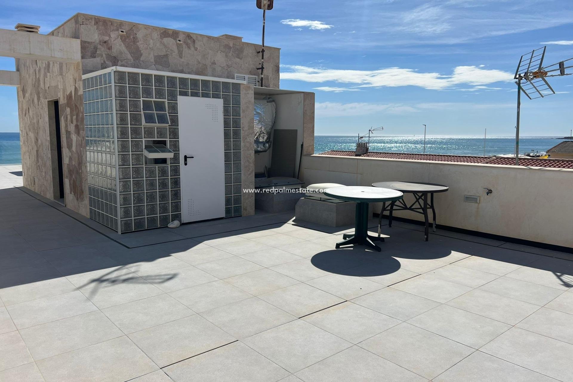 Videresalg - Villa -
Torrevieja - La Mata