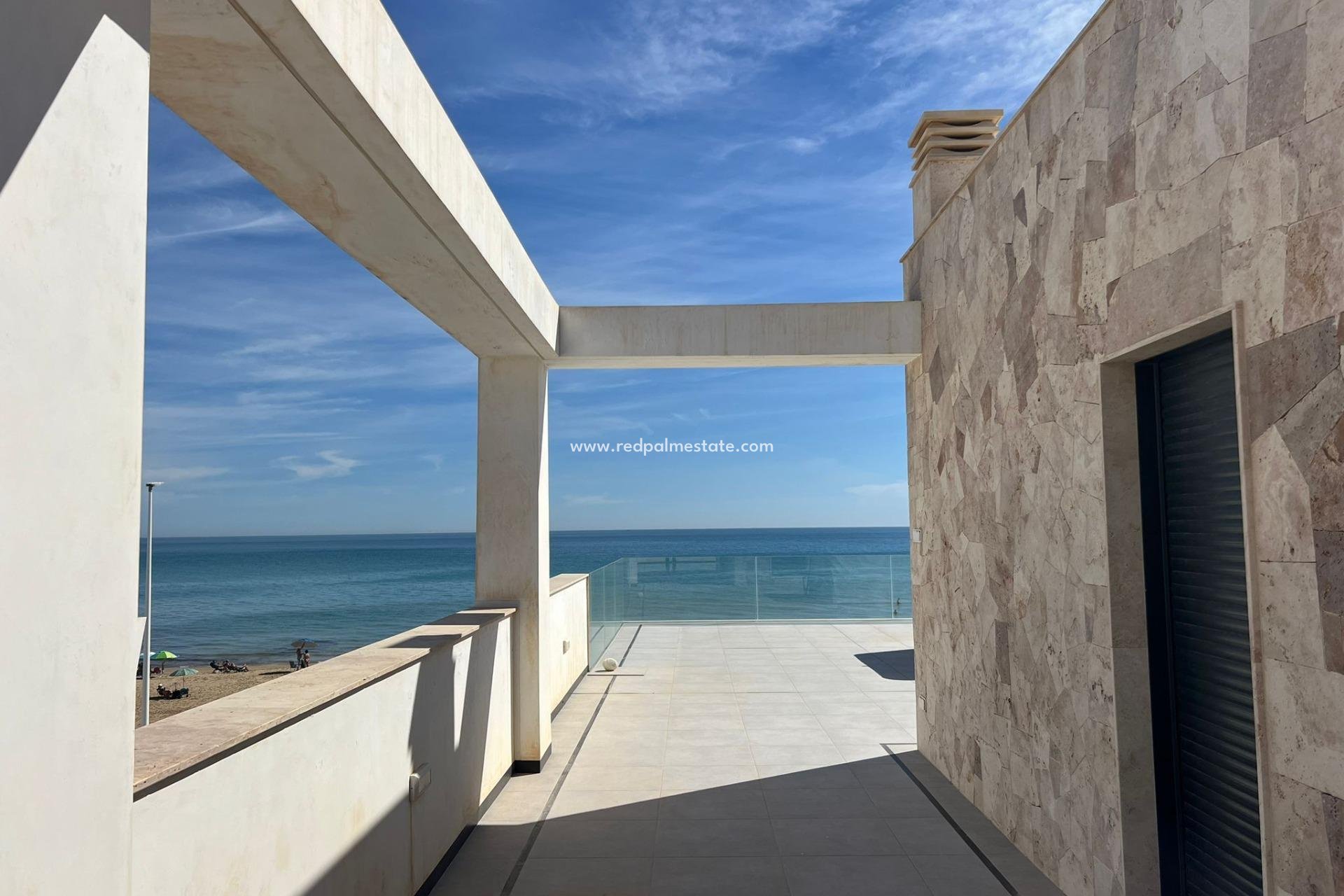 Videresalg - Villa -
Torrevieja - La Mata