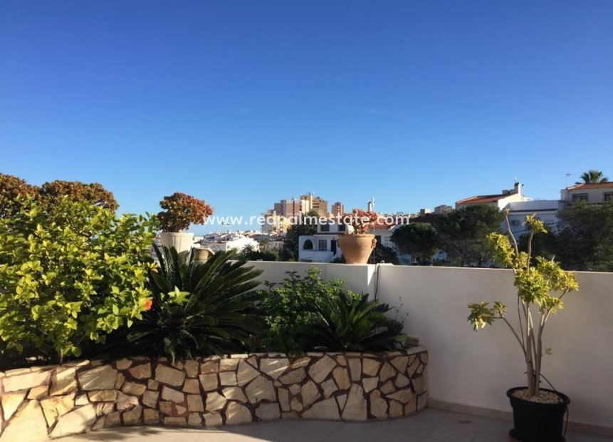 Videresalg - Villa -
Torrevieja - La Mata