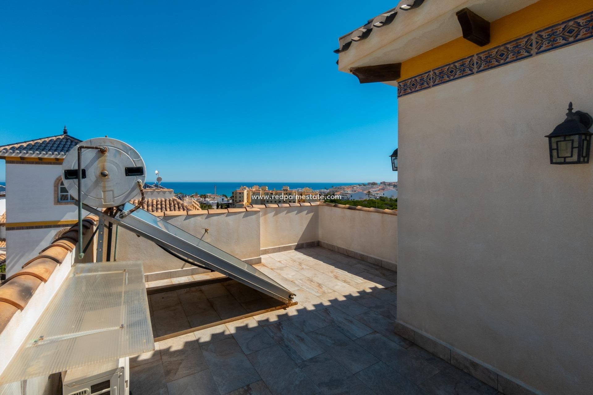 Videresalg - Villa -
Torrevieja - La Mata