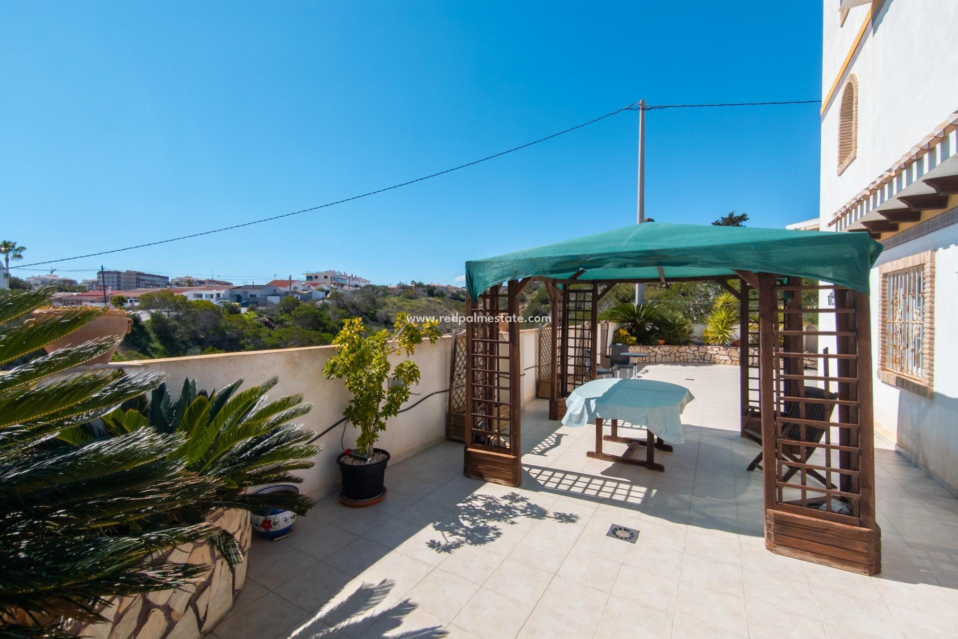 Videresalg - Villa -
Torrevieja - La Mata