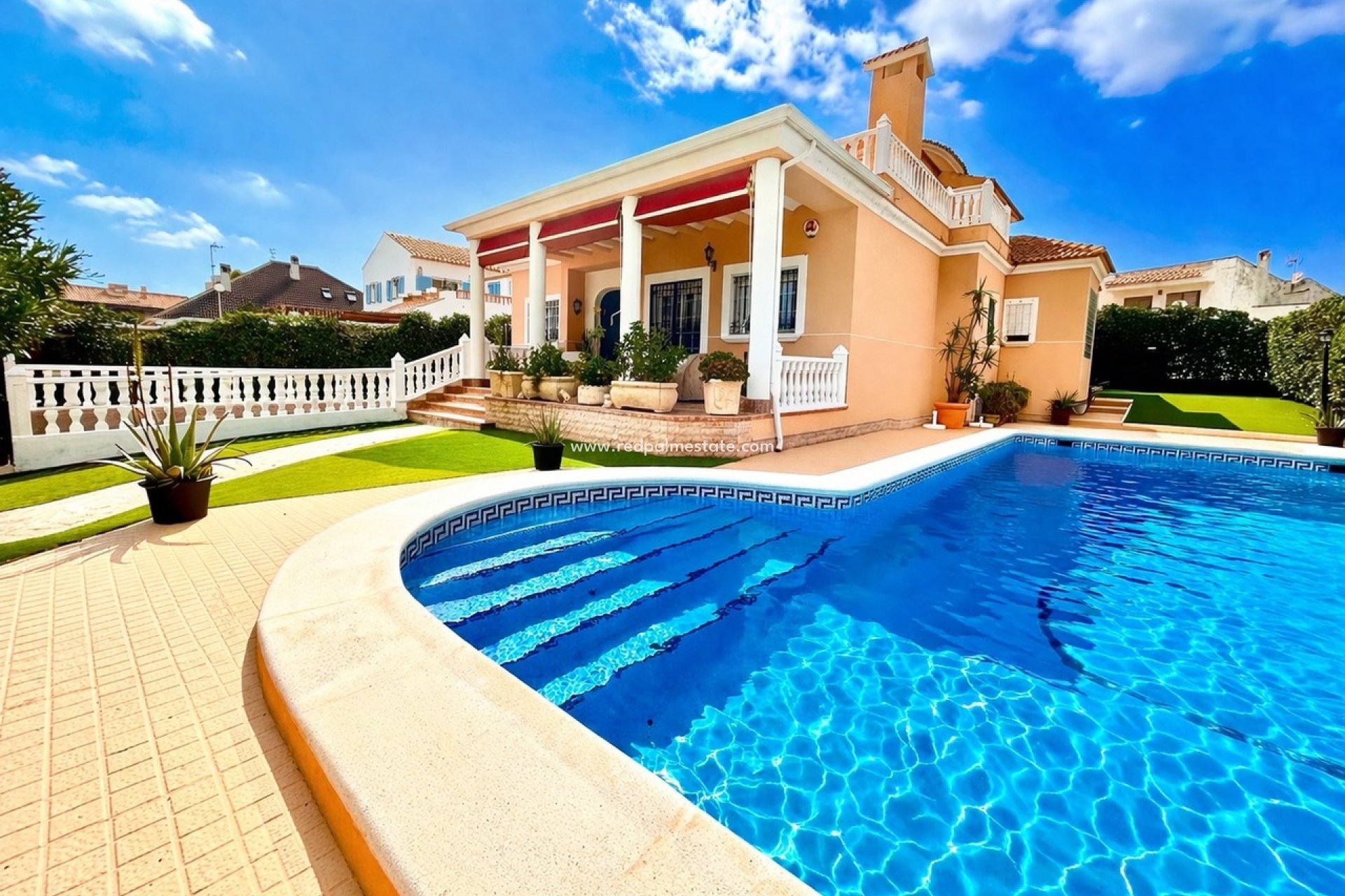 Videresalg - Villa -
Torrevieja - La Mata