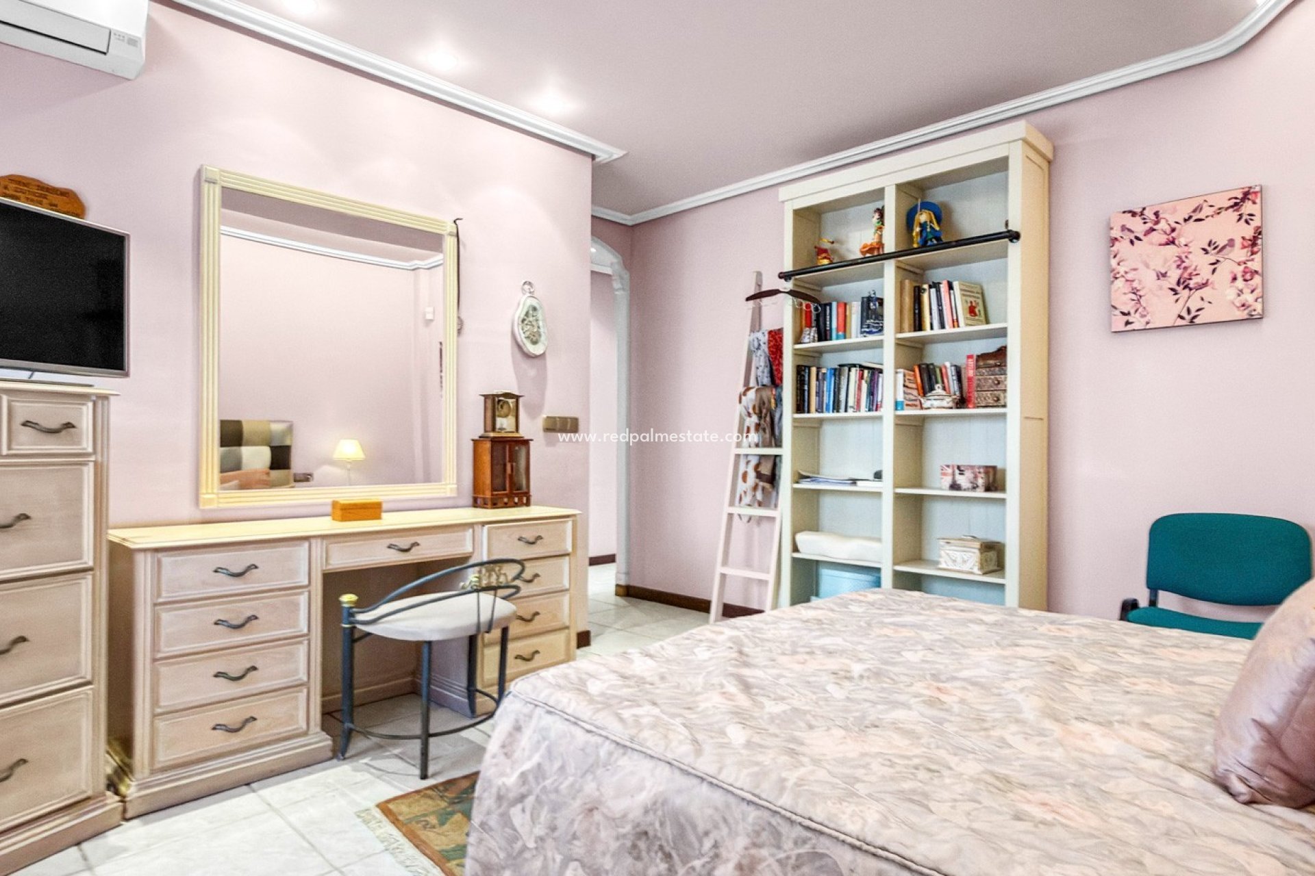 Videresalg - Villa -
Torrevieja - La Mata