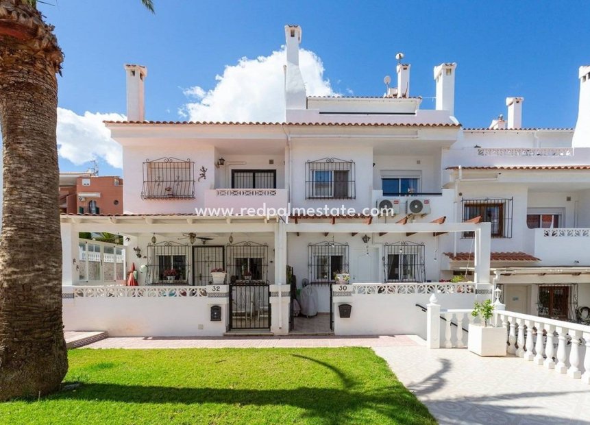 Videresalg - Villa -
Torrevieja - La Mata