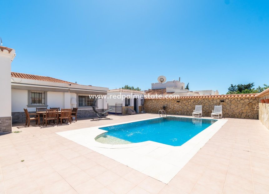 Videresalg - Villa -
Torrevieja - La Siesta - El Salado - Torreta
