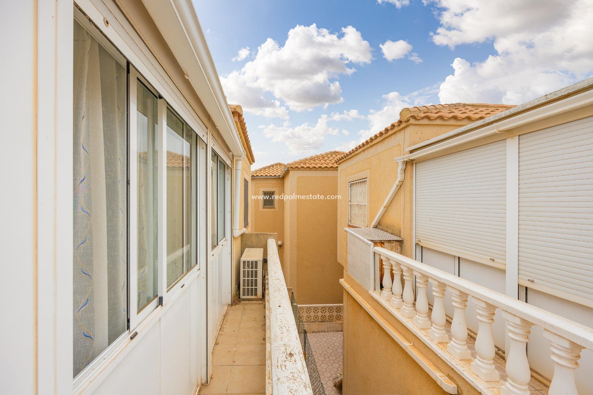 Videresalg - Villa -
Torrevieja - La Siesta - El Salado - Torreta